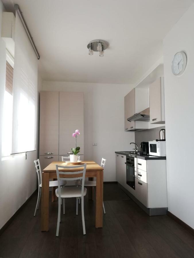 B&B Stadio Apartment Pordenone Exteriör bild