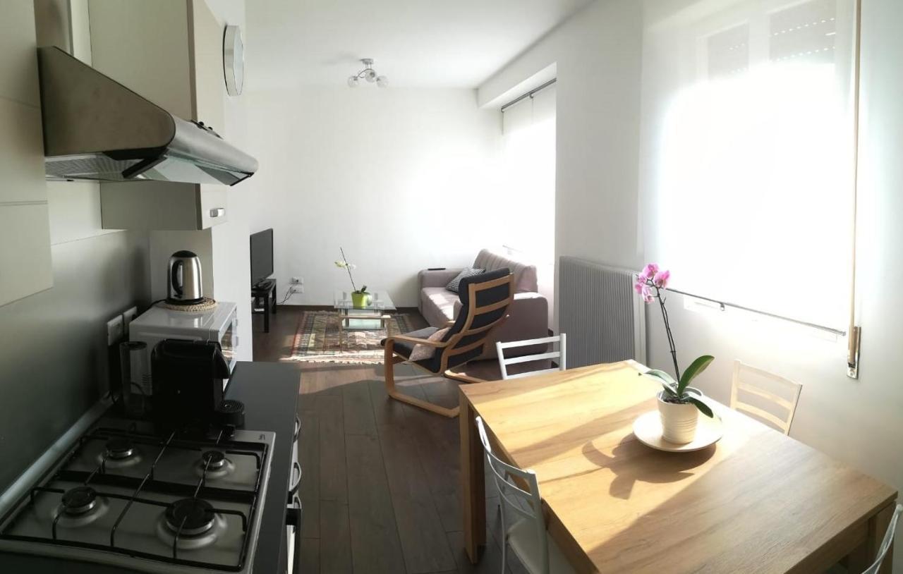 B&B Stadio Apartment Pordenone Exteriör bild